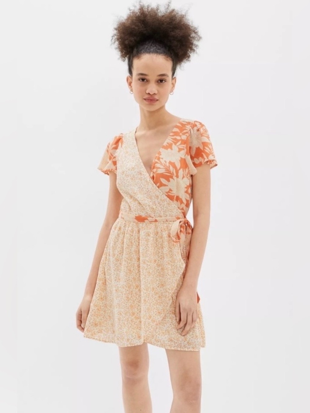 American Eagle Outfitters Cream and Orange Wrap Sundress Size Small